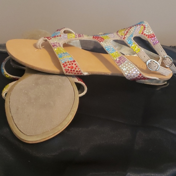 Sandals - Picture 3 of 3